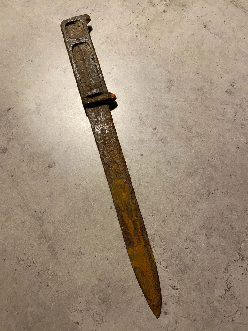 Original dansk M/1923 befalingsmandskniv - jordfund