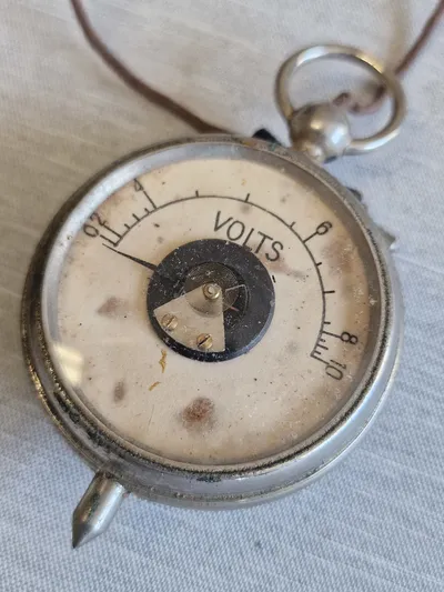 Ældre original Volt måler