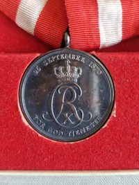 Original Kong Christian X fortjeneste medalje Hæren af sølv med æske