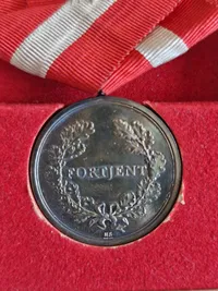 Original Kong Christian X fortjeneste medalje Hæren af sølv med æske