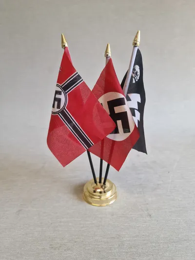 Samling tyske bordflag - Postwar