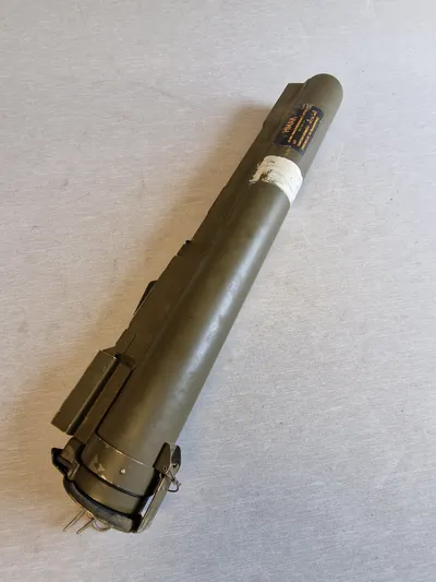 Original M/72 panserværnsraket - affyret og kan derfor ikke skyde