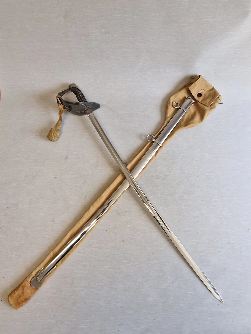 Original dansk M/50 officers sabel, med hylster, velholdt