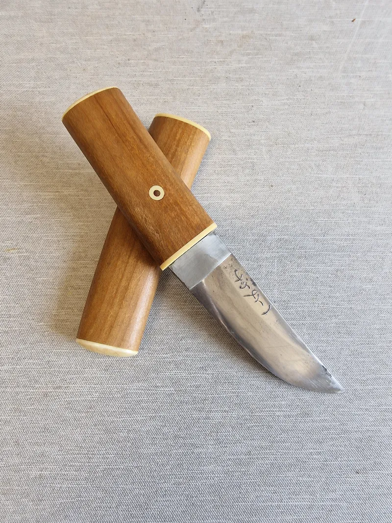 Veludført japansk kniv