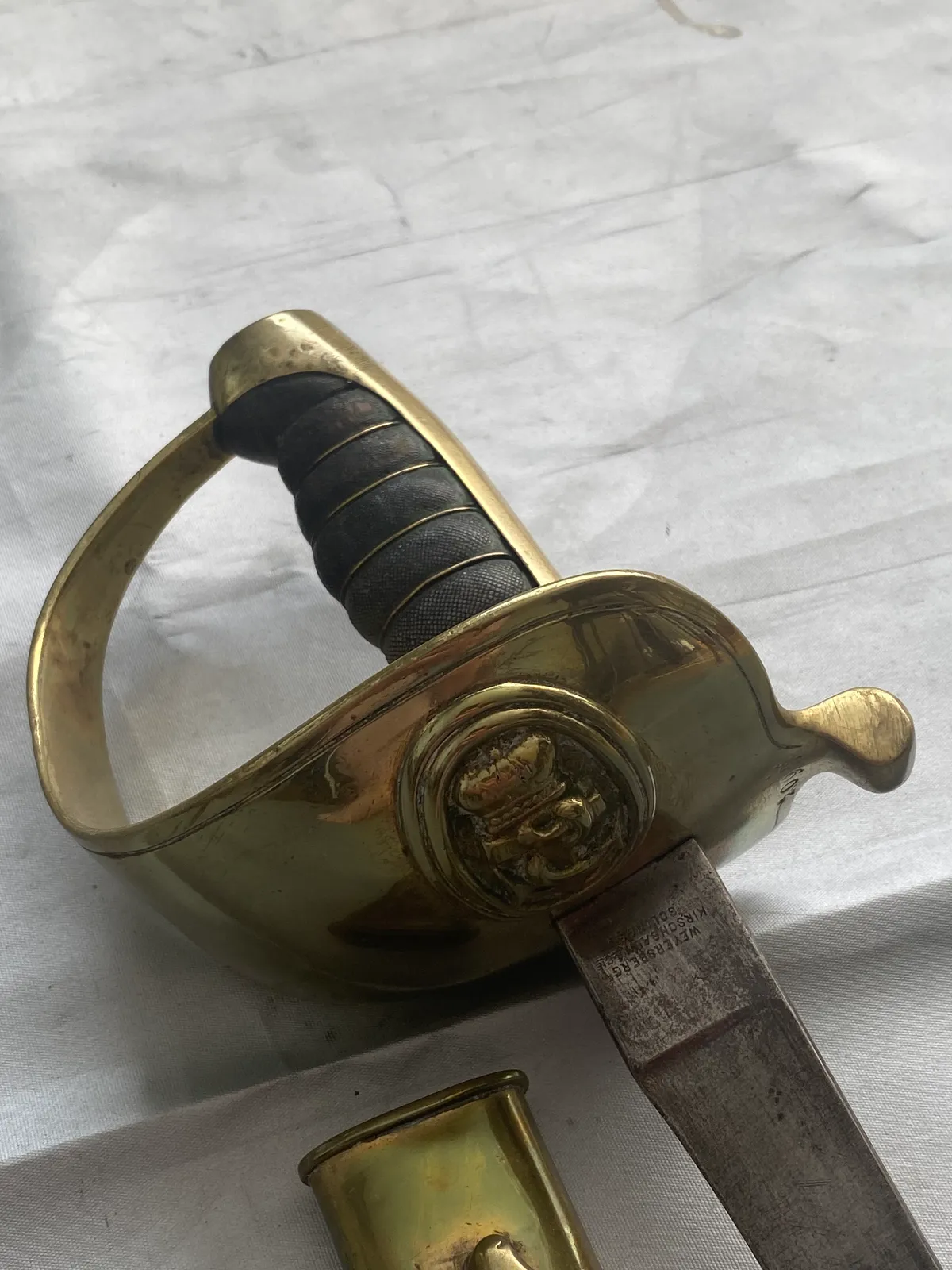 Original dansk skibssabel model 1882 - udfaset af søværnet, men anvendes stadig som vagtsabel på kongeskibet Dannebrog