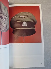 SS regalia