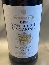 Uåbnet flaske af den kongelige livgardes portvin