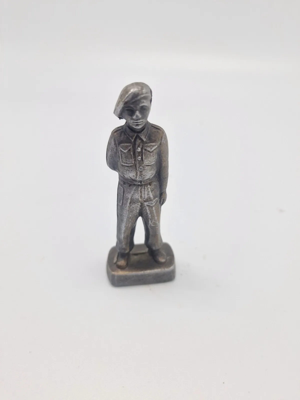 Original figur af engelsk soldat fra Maj 1945