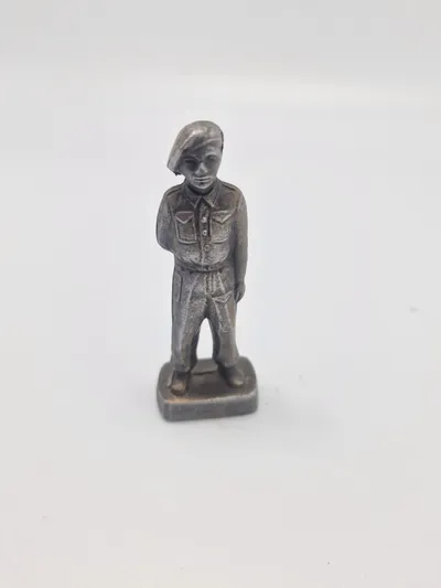 Original figur af engelsk soldat fra Maj 1945