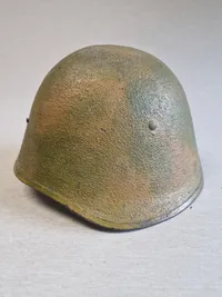 Original dansk M/23 hjelm camouflage malet - maling efterkrigs???