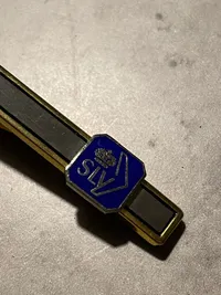 Original slipsenål fra Statens Lufthavns Væsen