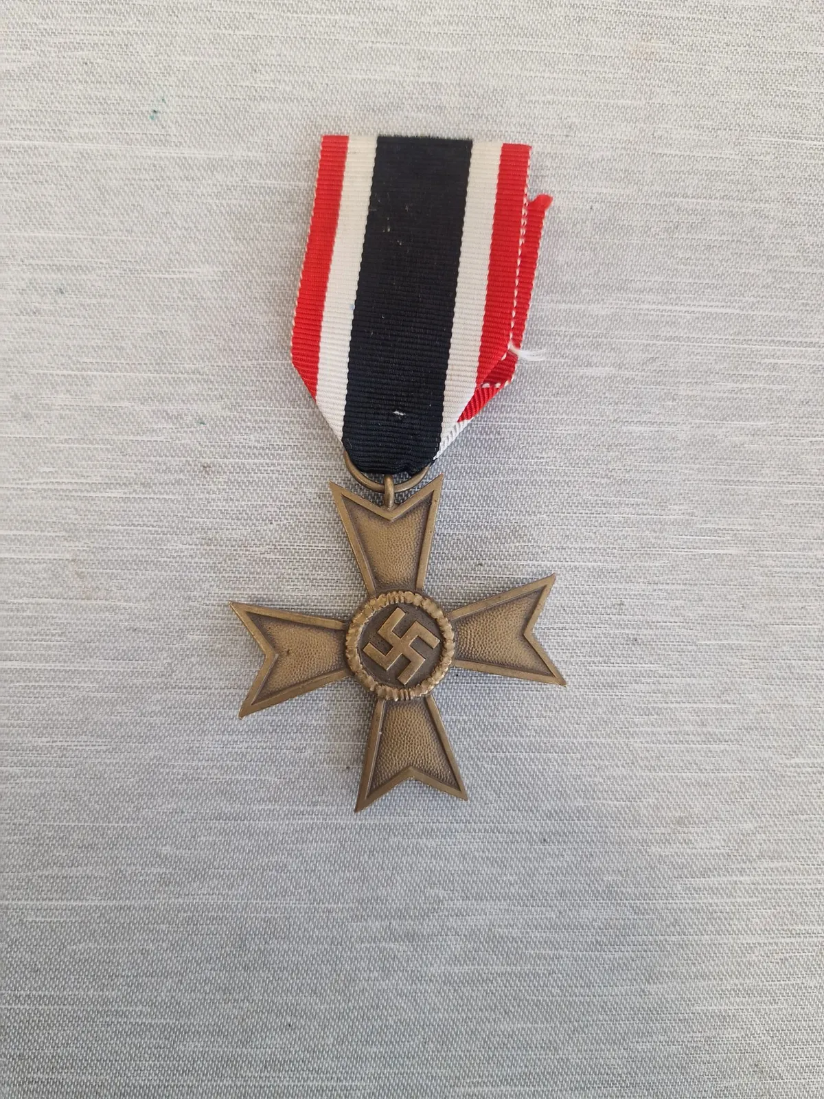 Originalt kriegsverdienstkreuz u.sværd
