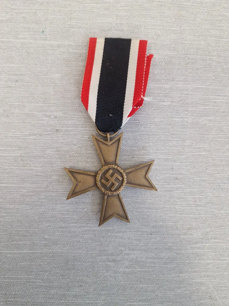 Originalt kriegsverdienstkreuz u.sværd