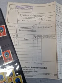 Lot fragtmærker mm.