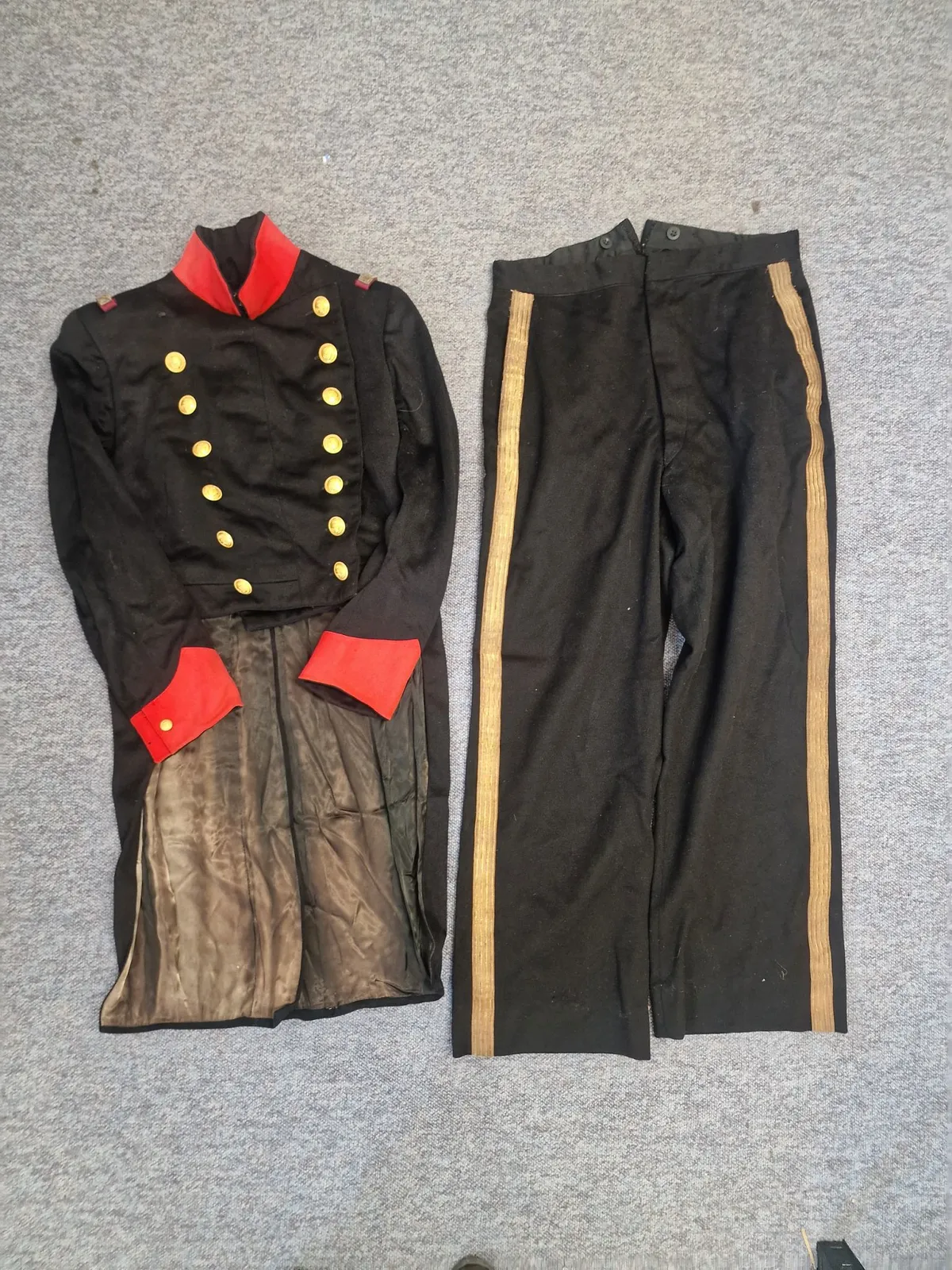 Original dansk Marine gallauniform m. buks