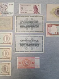 Samling diverse pengesedler