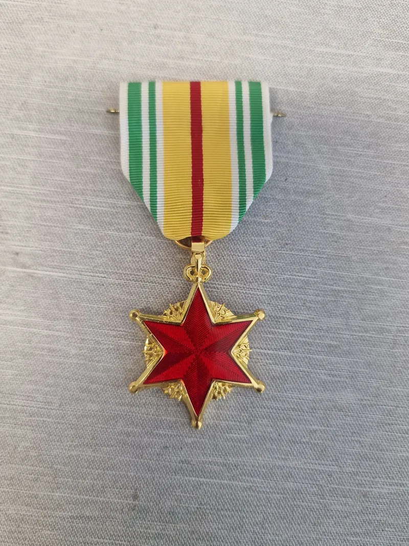 Original Republic Of Vietnam Wound Medal
(Chiến-Thương Bội-Tinh)