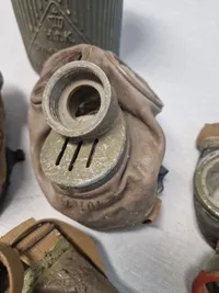 Lot diverse krigs gasmasker mm.