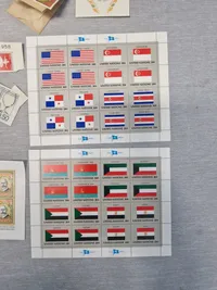 Samling diverse frimærker mm. Flere militære