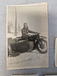 Originale tyske fotos af soldater med motorcykel