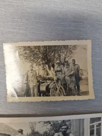 Originale tyske fotos af soldater med motorcykel