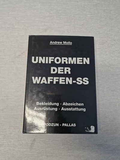 Uniformen der Waffen SS