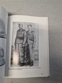 Uniformen der Waffen SS