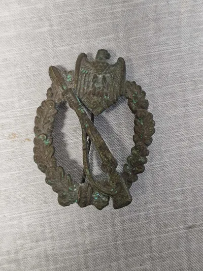 Infanterie sturmabzeichen - Postwar