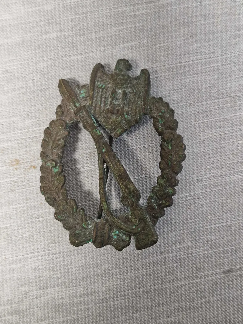 Infanterie sturmabzeichen - Postwar
