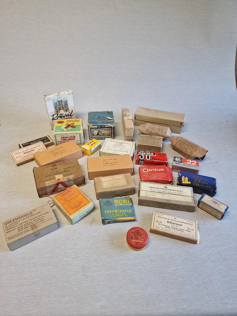 Stort lot originale ammunitions æsker mm.