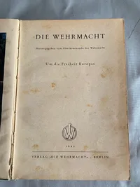Originalt eksemplar af “Die Wehrmacht” fra 1941