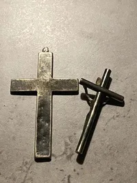 Ældre kors af sølv
