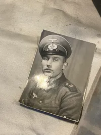 Originalt kamera fra perioden omkring ww2, 2 ww2 fotos af samme mand medfølger