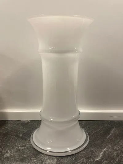 Hvid vase Michael Bang Holmegaard