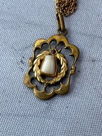 Kæde med tand - 1920’erne (forgyldt)