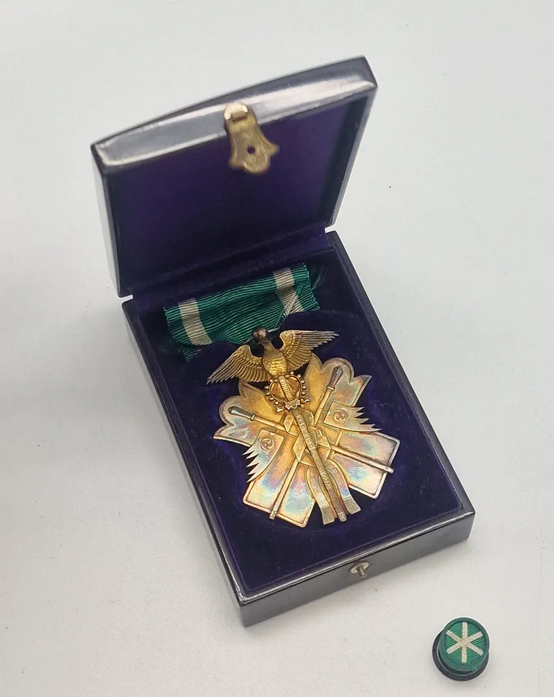 Original Japanese Golden Kite 7th Class WW2