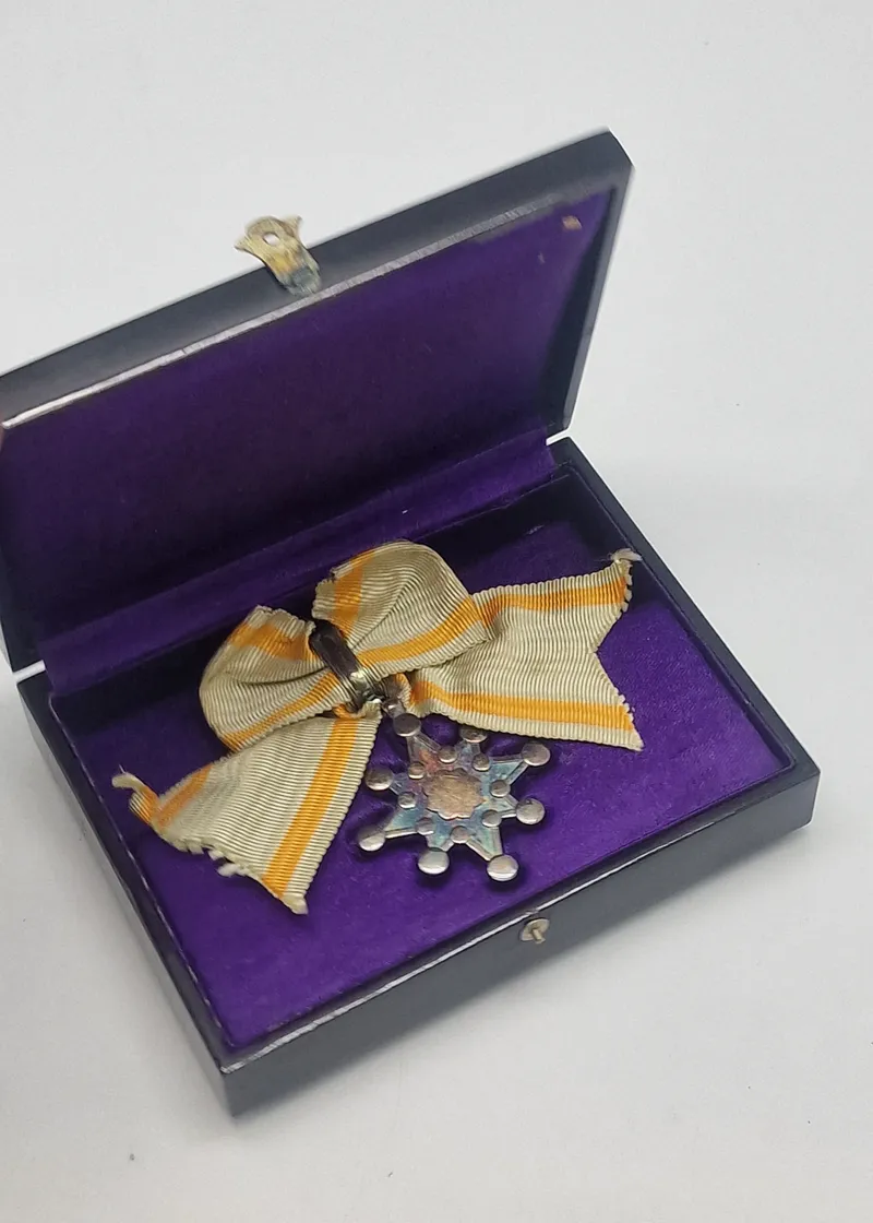 Original Japan - Order of Sacred Treasure, sjælden kvinde udgave