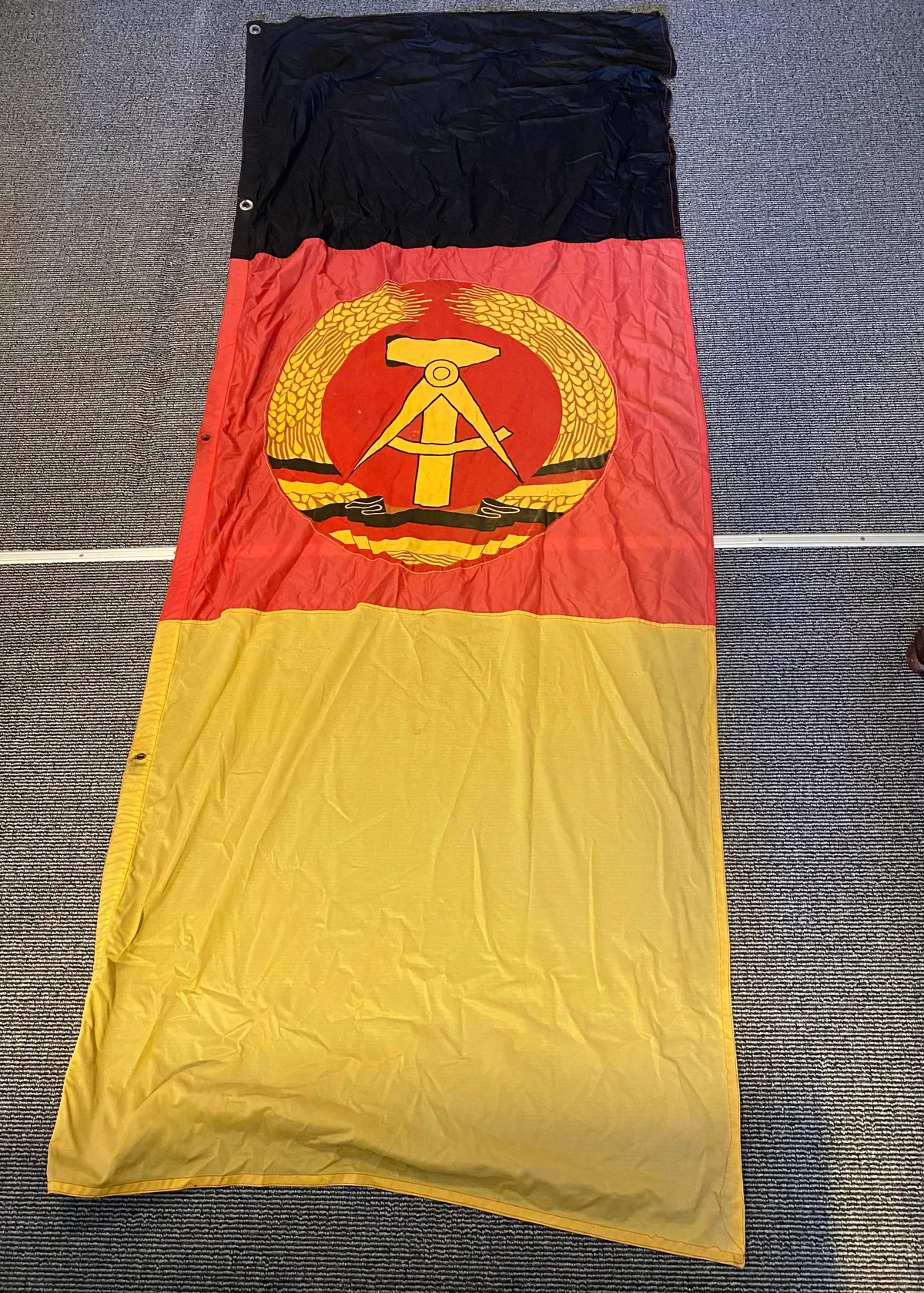 Originalt kæmpe hus banner - DDR