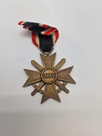 Originalt tysk kvk m. sværd