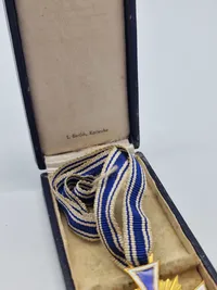 Originalt tysk Mutterkreuz i guld m. æske