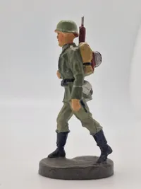 Original tysk linoliumsfigur