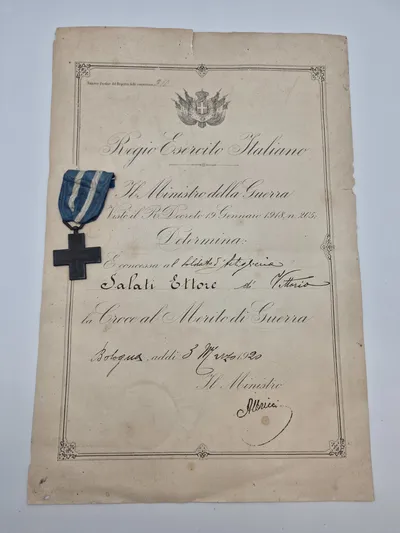 Originalt Italian Cross for War Merit med papirer
