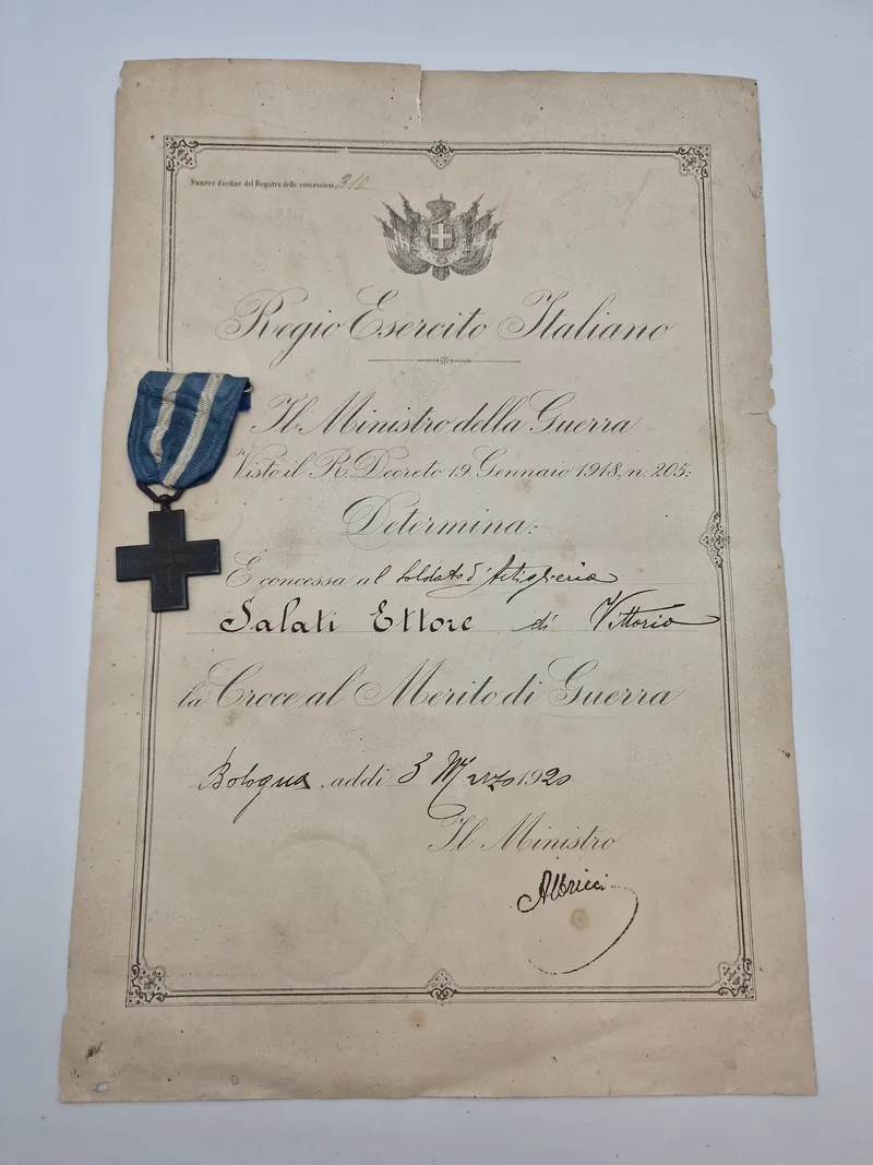 Originalt Italian Cross for War Merit med papirer