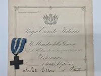 Originalt Italian Cross for War Merit med papirer