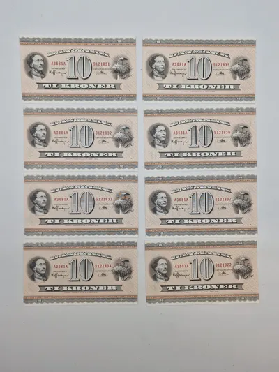 Samling Ucirkulererede danske 10 krone sedler med fortløbende numre
