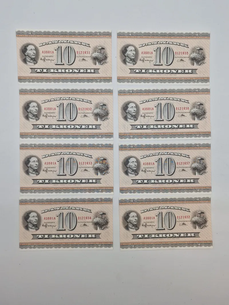 Samling Ucirkulererede danske 10 krone sedler med fortløbende numre