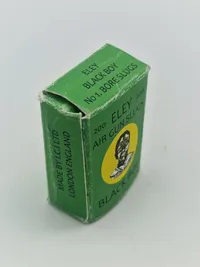 Sjælden ældre æske hagl til luftgevær (Black Boy)