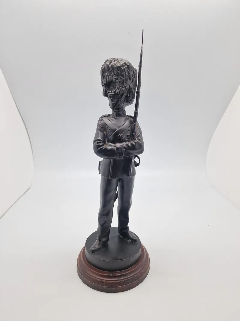 Sjælden garderfigur lavet af C.Wegener
