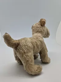 Ældre antik tøjhund