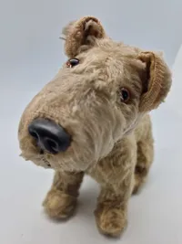Ældre antik tøjhund